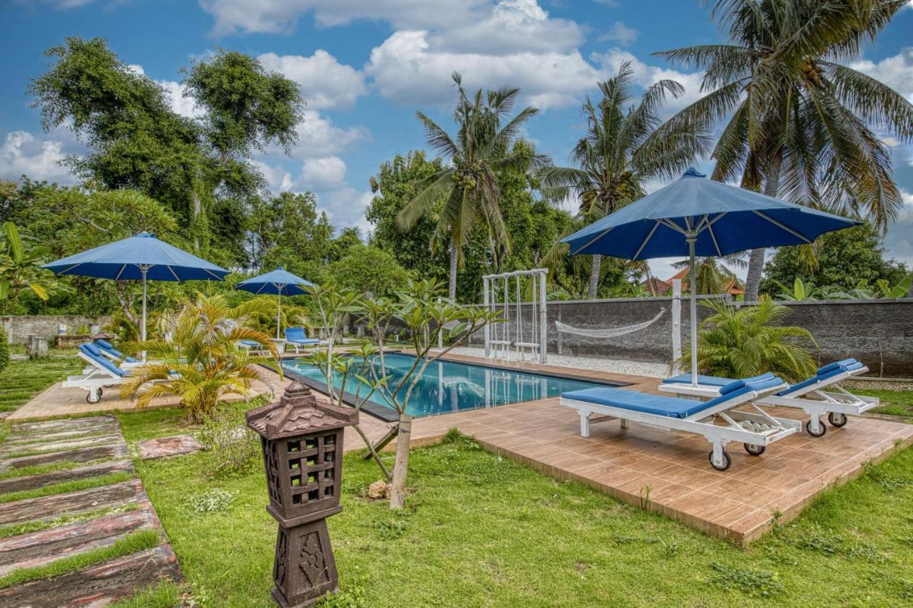 Megaland Bungalow Batununggul Экстерьер фото